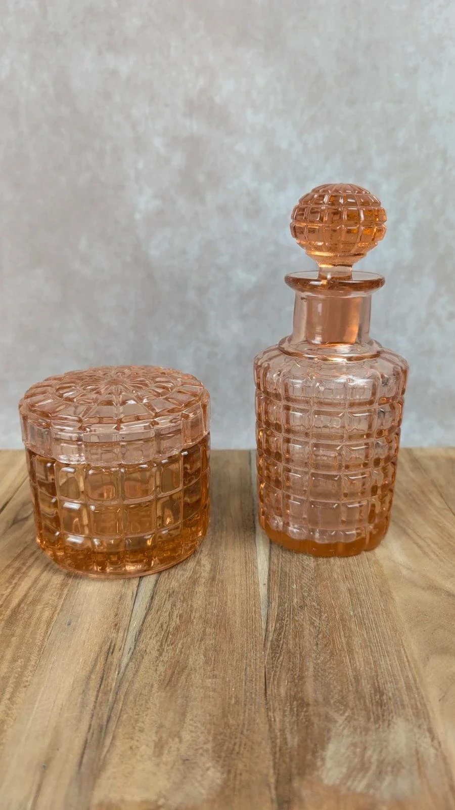 Duo de toilette Art Déco en cristal de Bayel – flacon + pot rosé